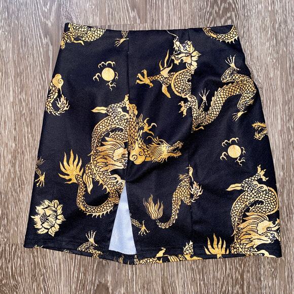 New XS Mini Skirt Black Dragon Asian Print Side Split A-line Retro Stretch - Picture 3 of 4